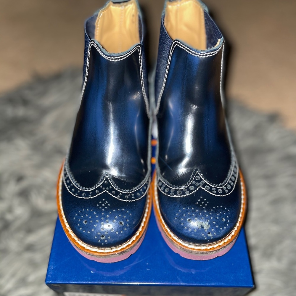 *Gently Worn* Boys kids shoes